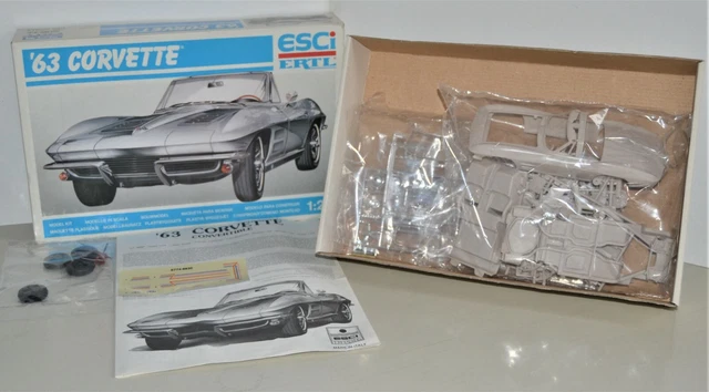 Maquette Esci/Ertl 1/24 - Chevrolet Bel Air 1957 - Réf. 3504 - À Monter