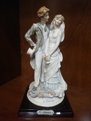 Museale Statua In Porcellana Di Capodimonte Firmata G Armani Vintage 