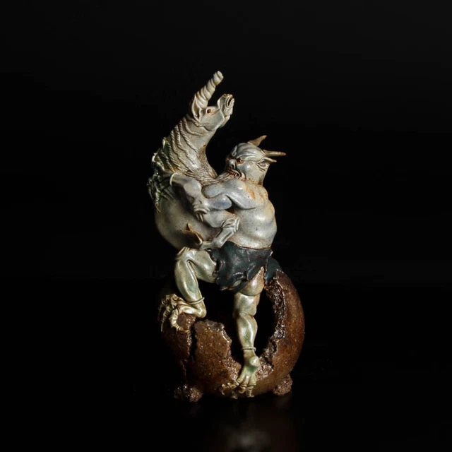 Studio Cerámica Objeto Contemporary Ceramic Oni + Unicornio Ying & Yang Gris