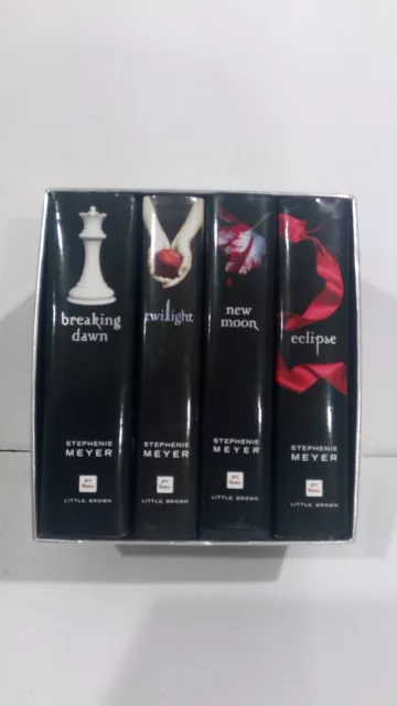 Twilight Saga Box Set Vampire Series Chronicles Hard Cover Stephenie Meyer Books