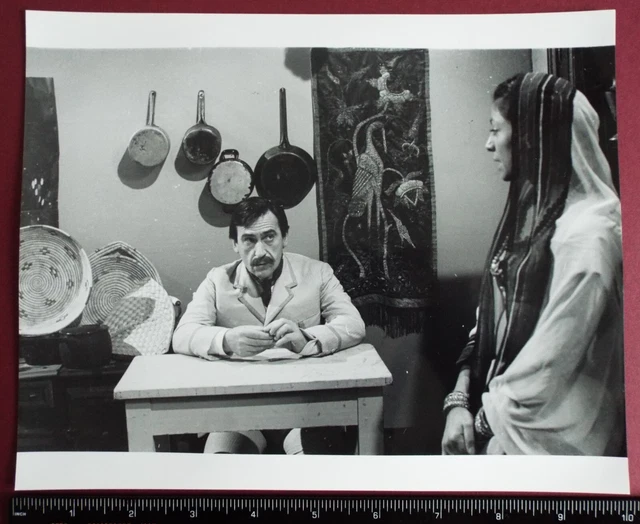 DOCTOR WHO ACTOR Patrick Troughton. Original 10 x 8" photo. Kipling