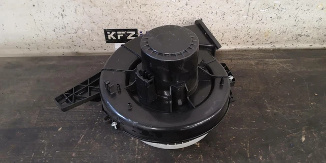 moteur du ventilateur de chauffage Seat Ibiza V 6J  1.2 51kW CGPA 228035