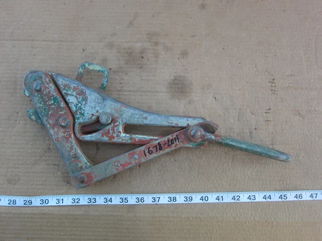 Klein Tools 1678-20H .96" -1.02" 8000 Lbs Cable Wire Grip Puller, Used