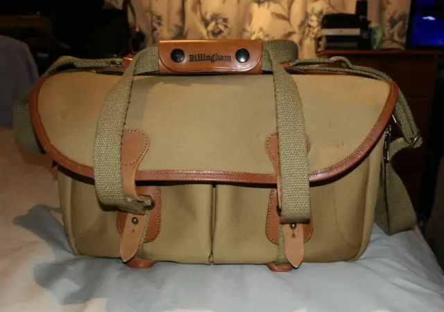 Billingham 335 camera bag Khaki Canvas / Tan leather Excellent condition