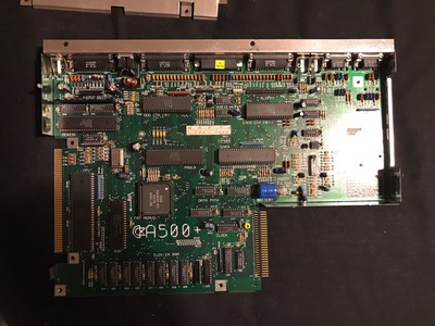 Parte ORIGINALE COMMODORE AMIGA 500 scheda madre in buonissima condizione 