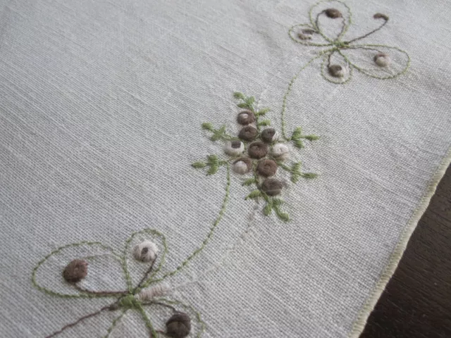 Set 4 Finely Embrodered Lt Beige Linen Placemats With Flowers Butterflies Superb