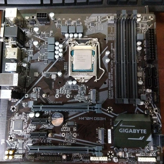 PLACA MADRE GIGABYTE H470M Ds3H y paquete de CPU Intel Core