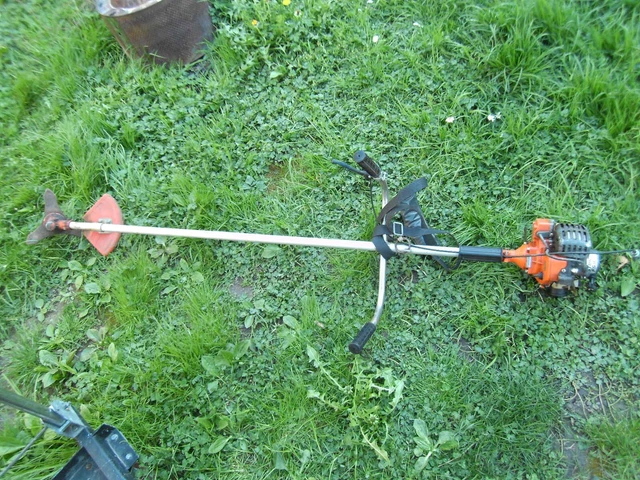 STIHL FS80 Motorsense 2Takt Motor Benzin Rasentrimmer Freischneider