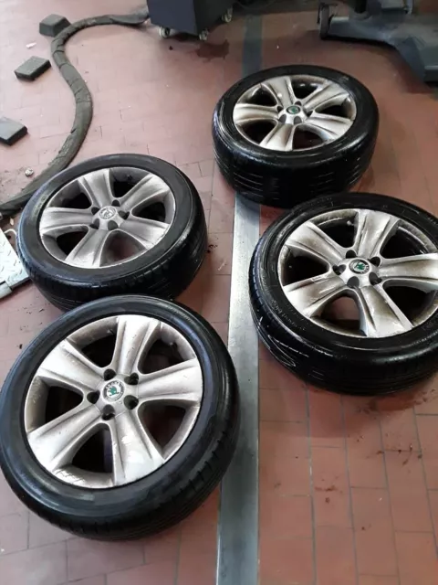Autoreifen Skoda Yeti Kompletträder