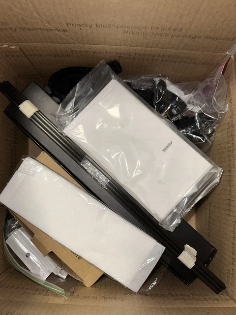 Amazon Returns/Shelf Pulls /Wholesale Lot Electronics/Home Goods/General Merch 2