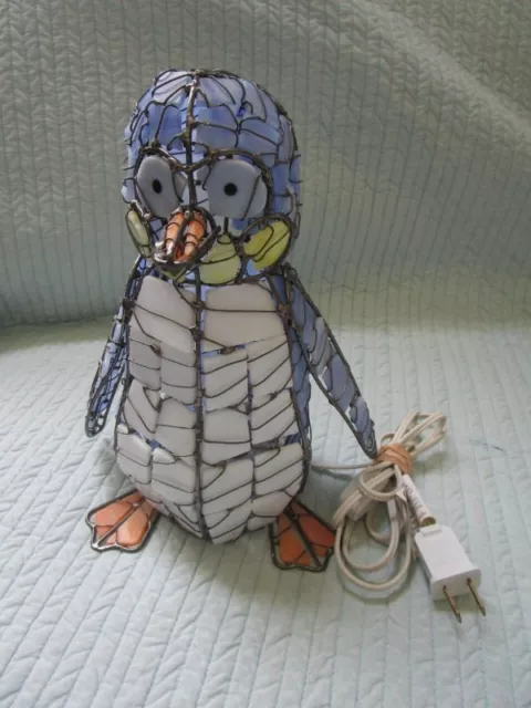 Cute Tiffany Style Stained Glass Penguin Lamp  9 1/2" EUC