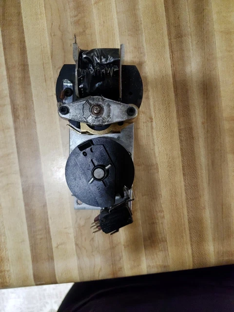 Vending machine motor-Vendo Univendor 1 many models (Black disk)