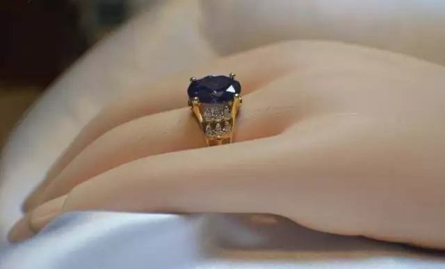 8 ct. PREMIUM  AAA TANZANITE & 14 FLAWLESS DIAMOND TRIBAL GYPSY 14K YG PL S-10.