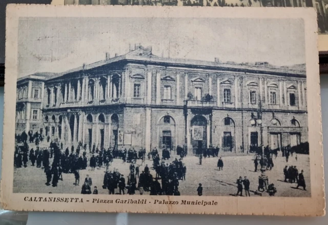 Cartolina Caltanissetta - Piazza Garibaldi Palazzo Municipale Fp / Vg