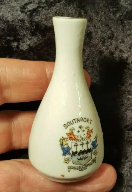 Southport Crested Vase Sandgrounder Expats Historic Collectable Gift