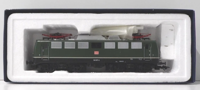 train  ROCO br 140 837-6 de la DB,couleur verte Ref 63707