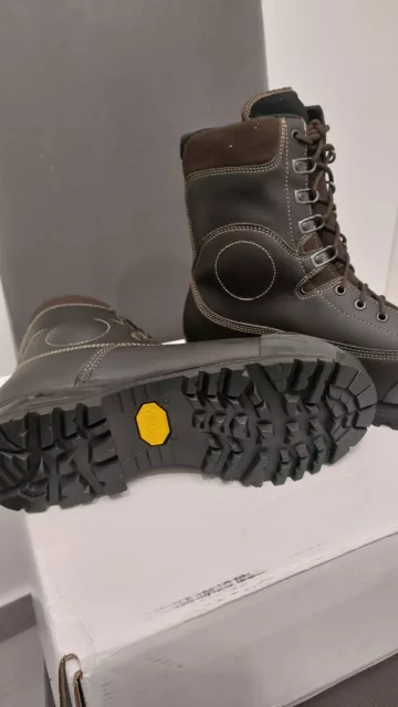 Anfibi militari discount testa di moro