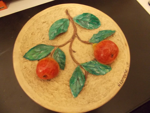 Assiette Ancienne Barbotine Ceramique Decor Poires En Relief