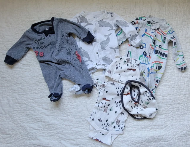 infant boy clothes lot, NB, 1 Disney, 2 Carters, 1 Gerber w/hat & bib item#009