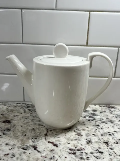 Luzerne White Coffee Pot