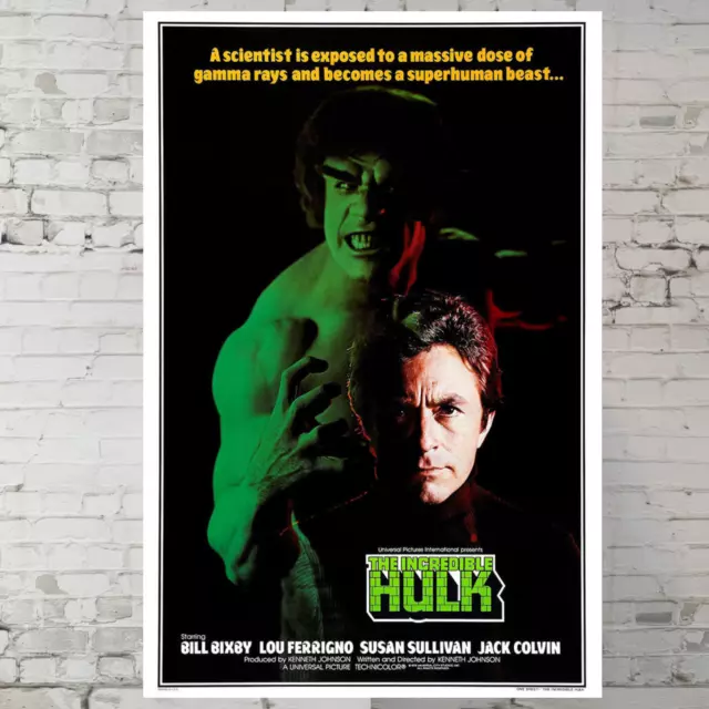 THE INCREDIBLE HULK LOU FERRIGNO ROARING GREEN IN TIMES SQUARE NEW YORK  POSTER