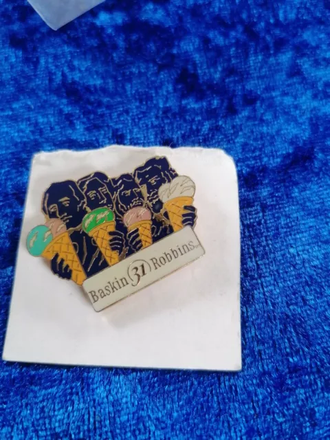 Baskin Robbins 31 - Ice Cream - Enamel Pin Badge -  Mount Rushmore