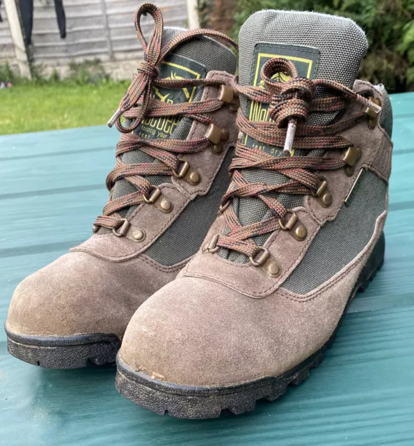 Outdoor clearance boots uk