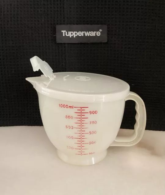 Vintage Tupperware 500 Mix-n-Store 8 Cup Measuring Batter Mixing Bowl w  Pour Lid