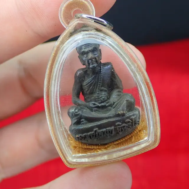 LP Moon / Monk Thai Amulet / Cloth Yant Rare Vintage Buddhism Talisman Charm