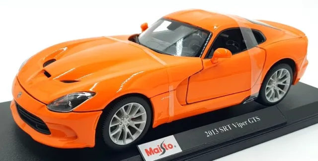 Maisto 1/18 Scale Diecast 46629 - 2013 Dodge SRT Viper GTS - Orange