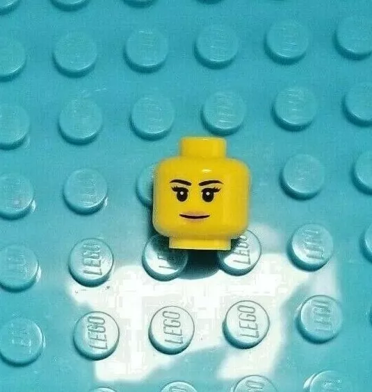 LEGO Yellow Girl Head Lips Smile Eyelashes PINK LIPS Lipstick
