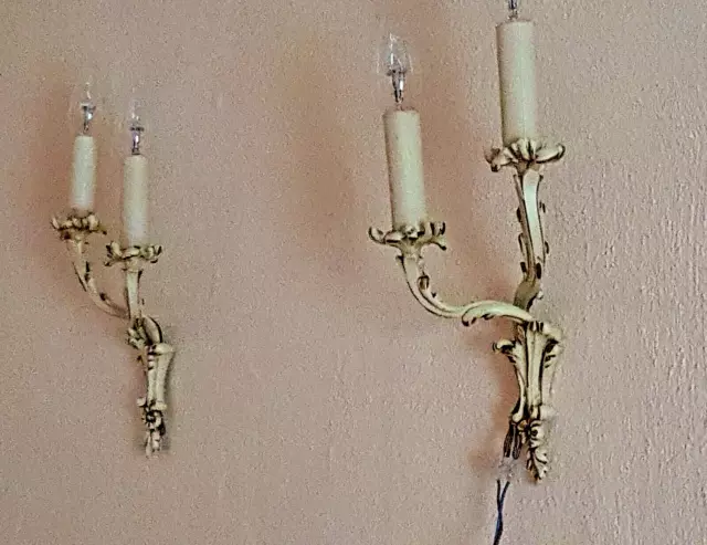 2 Wandleuchten innen, antik, elektrisch, mit Kerzenlampen E14, florale Ornamente