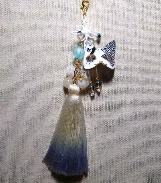 Japanese Shinto Fox KITSUNE Keychain Netsuke Fox Mask Black White KN-69 Japan