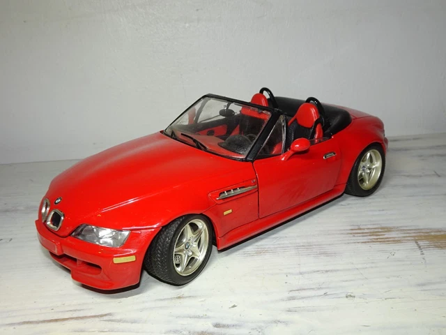 Bburago BMW M Roadster 1996 Diecast Model (1:18 Scale): A Collector's