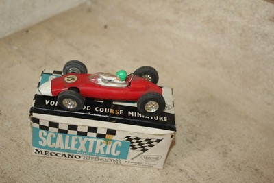 Scalextric TRIANG Vintage British Racing Green BRM C/72 de trabajo 
