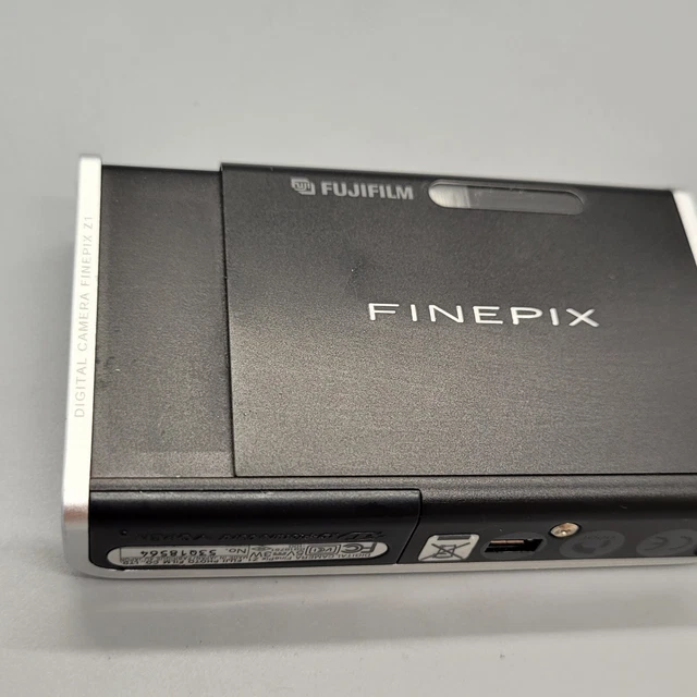 Fujifilm FinePix Z1 5,1 megapixel fotocamera digitale compatta testata nera 20