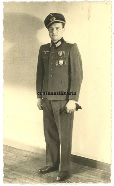 Orig. Foto AK Portrait Heer Leutnant Offizier m. Orden aus OSTHOFEN Rhein 1944
