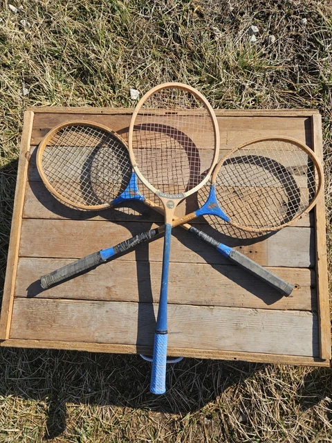 Raquete de Tênis Antiga em Madeira Vintage Slazenger Challenge com Capa