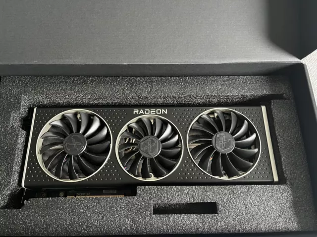 XFX Speedster MERC 319 Radeon RX 6900 XT Black Gaming 16GB GDDR6 Grafikkarte...