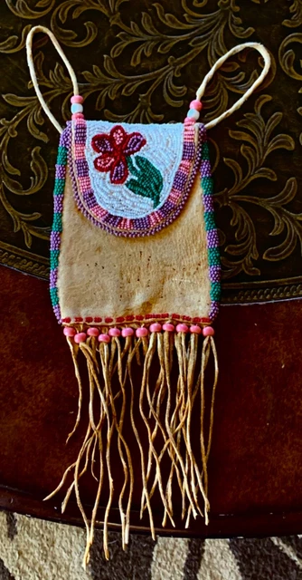 Antique 19c.  OLD Native American Indian plains BEADED  Bag