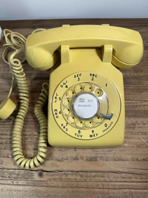 Vintage 1970s Yellow Bell System Western Electric Rotary Dial Phone Used