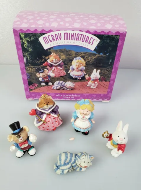 Hallmark Merry Miniatures Alice In Wonderland Five Piece Set With Box  READ LOOK