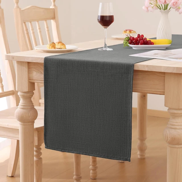 Runner Tavola In TNT Blu - 23m X 30cm Con Strass A Cuore, Per Matrimoni E Feste