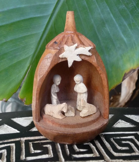 CRÈCHE DE NOËL en palissandre 5 santons étoile du berger artisanat de Madagascar EUR 18,48 