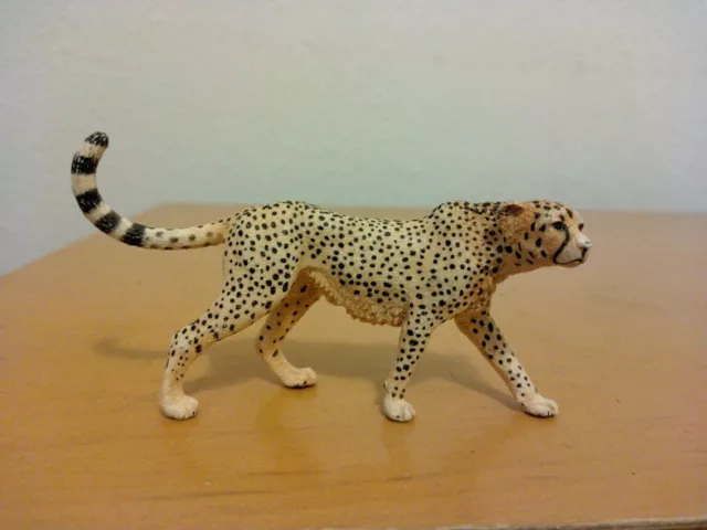 Schleich Female CHEETAH Adult 14746 Animal Figure 2015 Retired