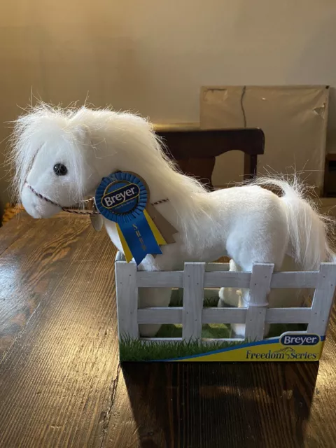 Breyer Freedom Series White Plush Horse New in Box