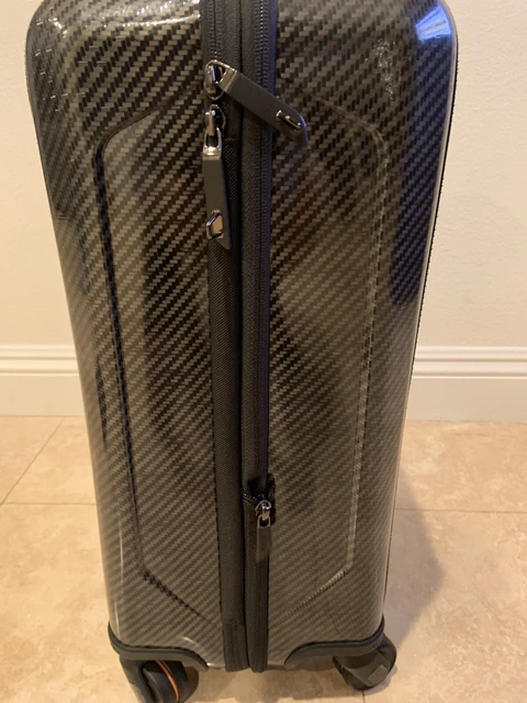 TUMI MCLAREN NWT Aero International Expandable 4 Wheeled Carry-On￼ 2