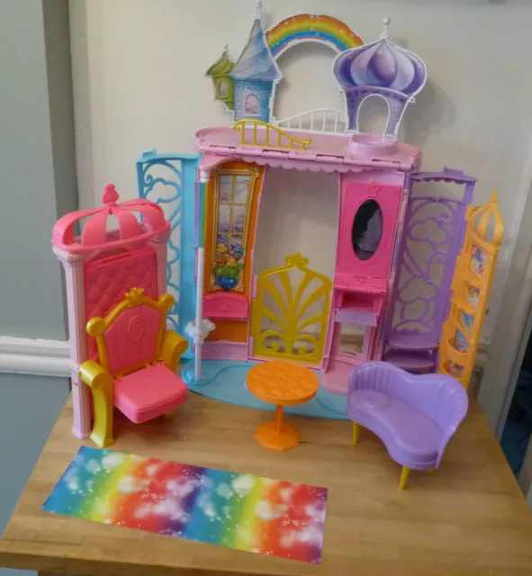 BARBIE DREAMTOPIA CASTLE Playset Fold out house carry along barbie