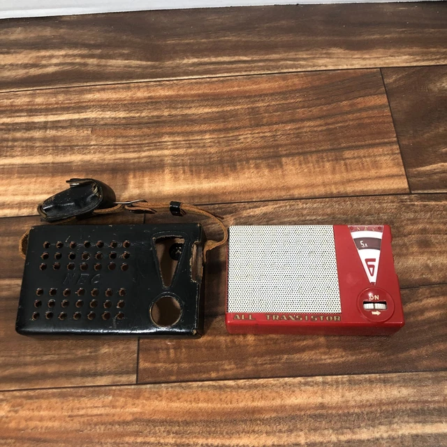 NEC NT-620 VINTAGE Red Transistor Radio With Case and Ear NEC NT-620 VINTAGE Red Transistor Radio With Case and Ear