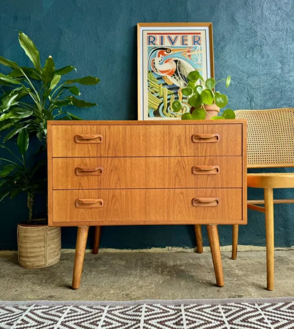 G plan vintage retro mid century style chest of drawers